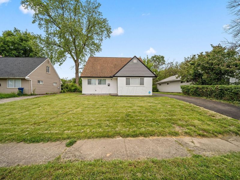2385 Hanna Drive, Columbus, OH 43211 Photo 5
