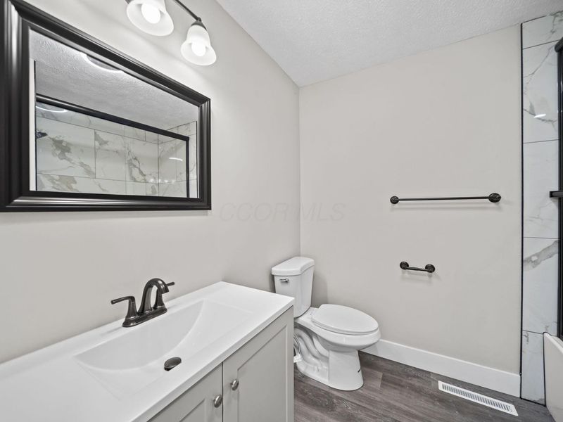 2385 Hanna Drive, Columbus, OH 43211 Photo 55
