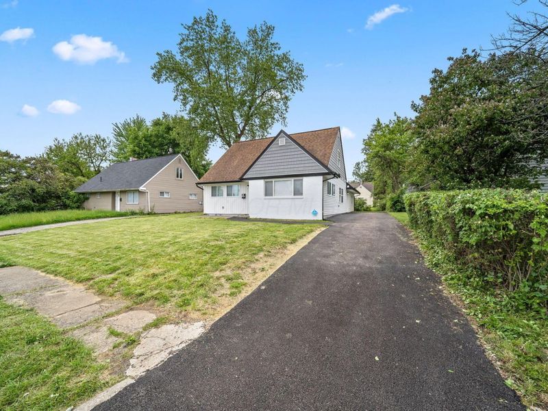 2385 Hanna Drive, Columbus, OH 43211 Photo 6