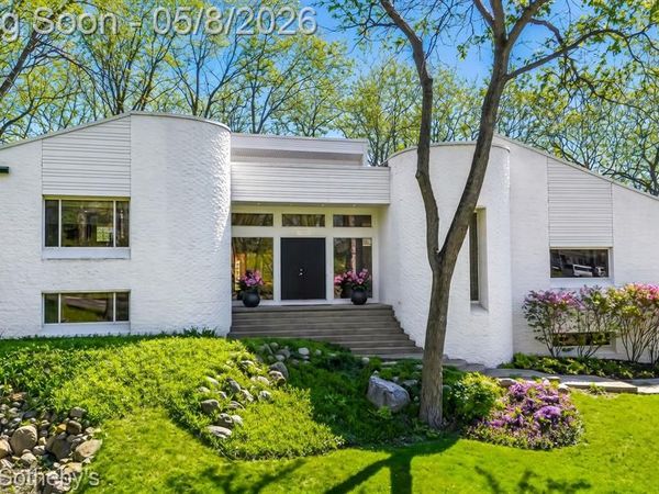 7350 Mountridge Drive, Clarkston, MI 48346