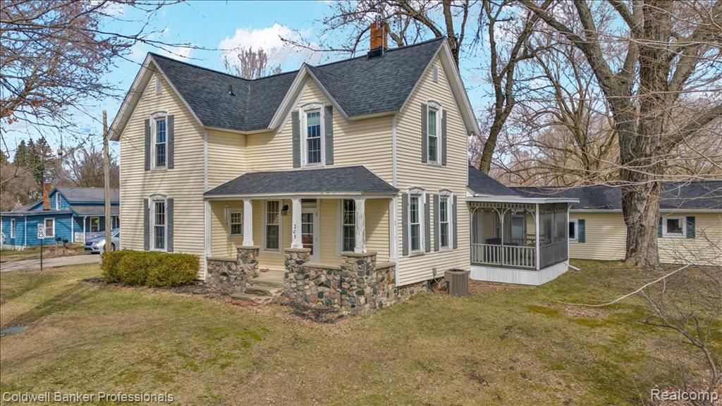 205 S Lake Pleasant Road, Attica Township, MI 48412 Main Photo