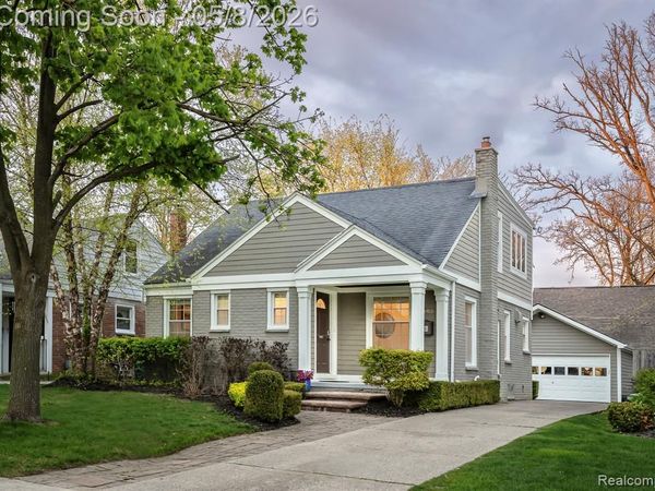 1885 Washington Boulevard, Birmingham, MI 48009