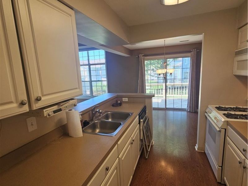 8622 Deerfield Circle, Macedonia, OH 44056 Photo 9