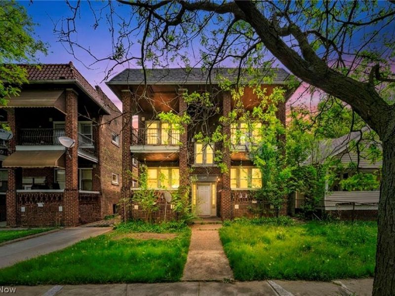 889 E 143rd Street, Cleveland, OH 44110 Photo 1