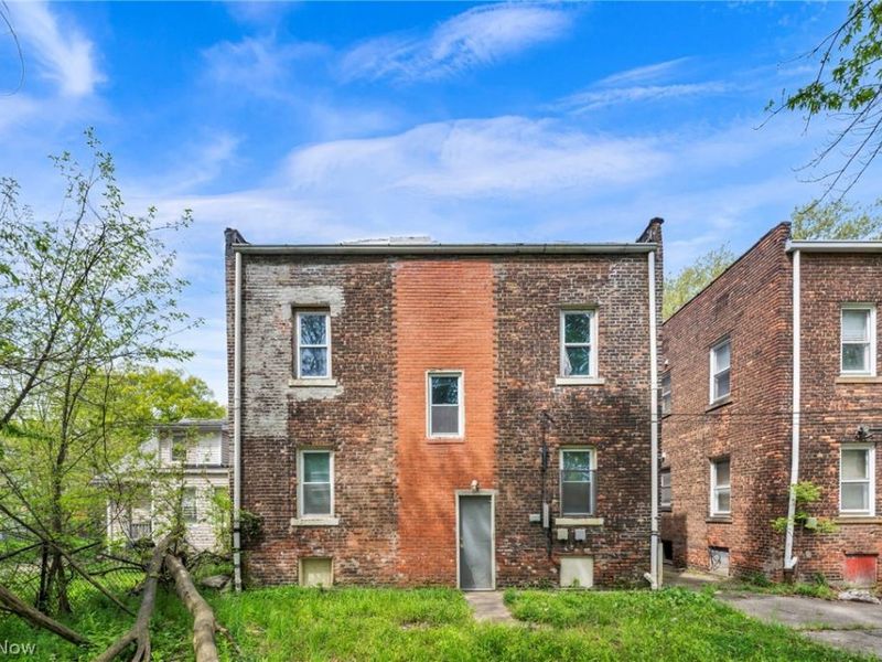 889 E 143rd Street, Cleveland, OH 44110 Photo 17