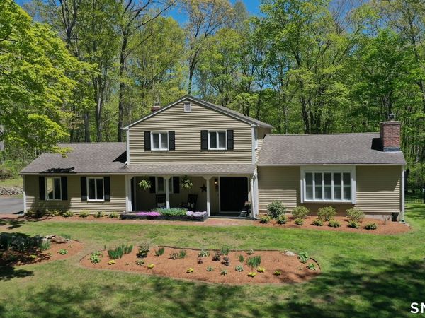 53 Wellsweep, Madison, CT 06443