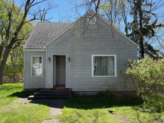 1961 Bundt Drive, Norton Shores, MI 49441 Main Photo
