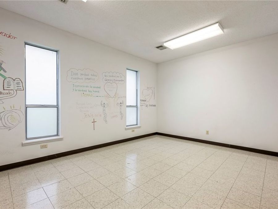 Property Image 32