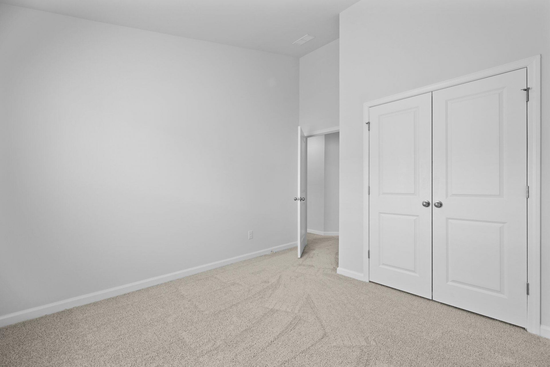 311 Bluebell Way Photo 30