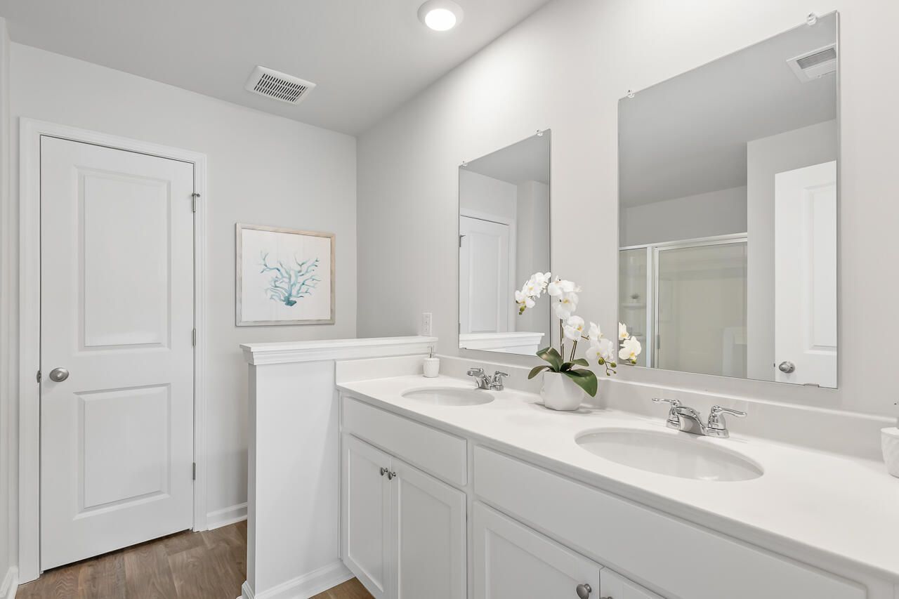 311 Bluebell Way Photo 6