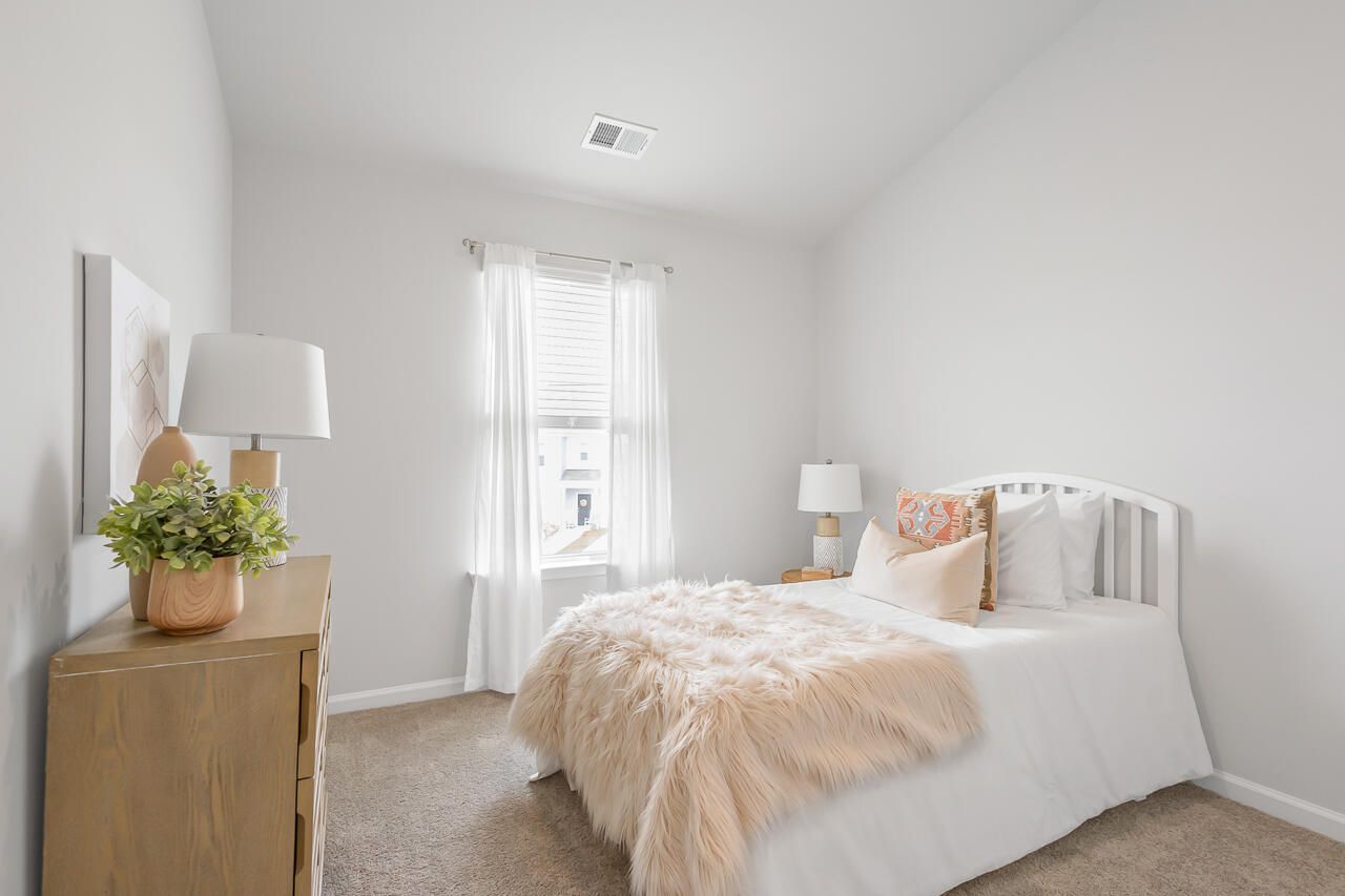 311 Bluebell Way Photo 7