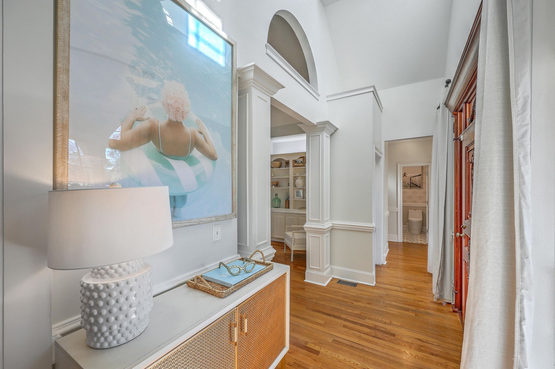 8612 Timbermarsh Lane Photo 9
