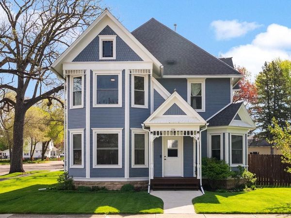136 Lincoln Street, Poynette, WI 53955