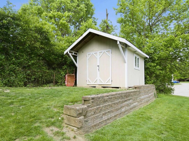 3654 Boomer Road, Green Township, OH 45247 Photo 31