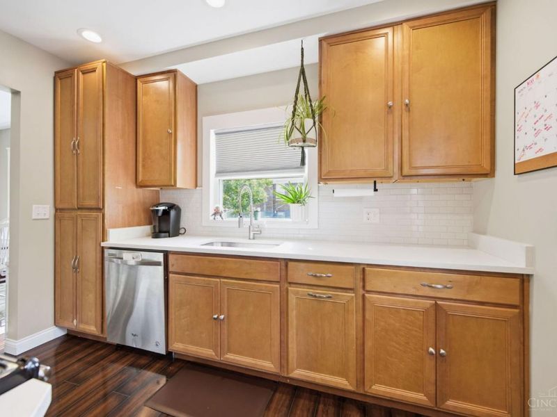 3654 Boomer Road, Green Township, OH 45247 Photo 9