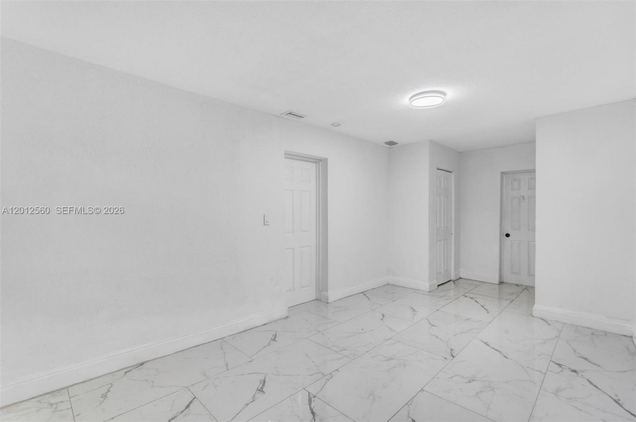 4530 SW 25th St , West Park, FL 33023 Photo