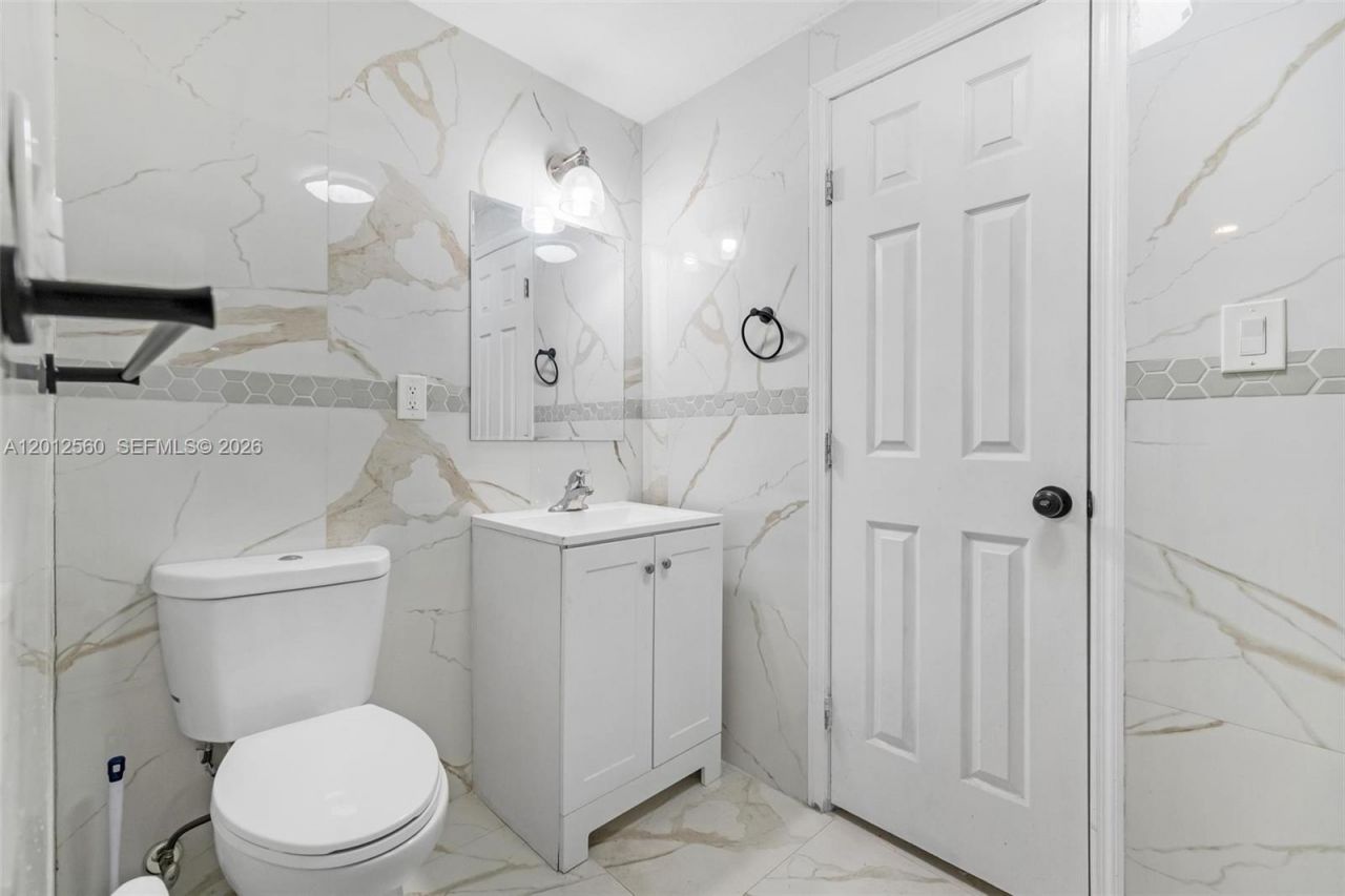 4530 SW 25th St , West Park, FL 33023 Photo