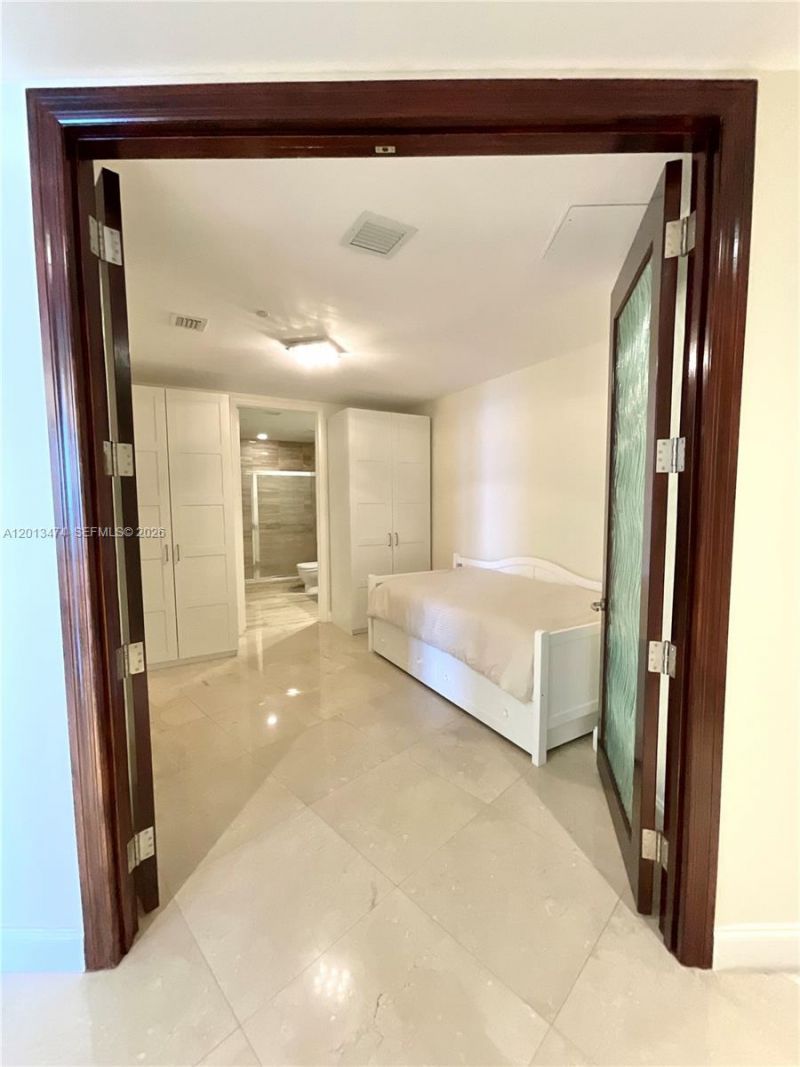 16001 Collins Ave, Unit 703, Sunny Isles Beach, FL 33160 Photo