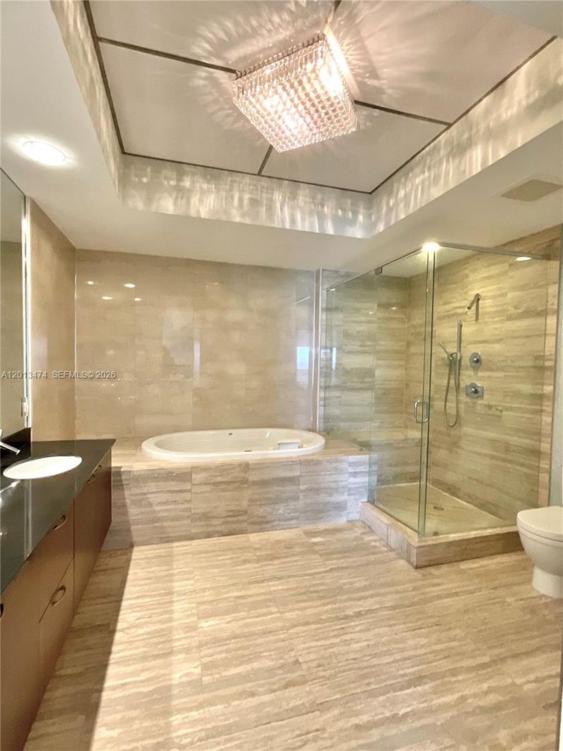 16001 Collins Ave, Unit 703, Sunny Isles Beach, FL 33160 Photo