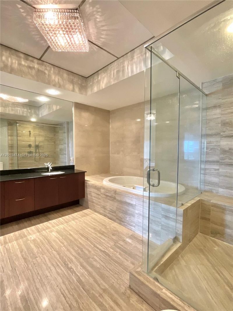 16001 Collins Ave, Unit 703, Sunny Isles Beach, FL 33160 Photo