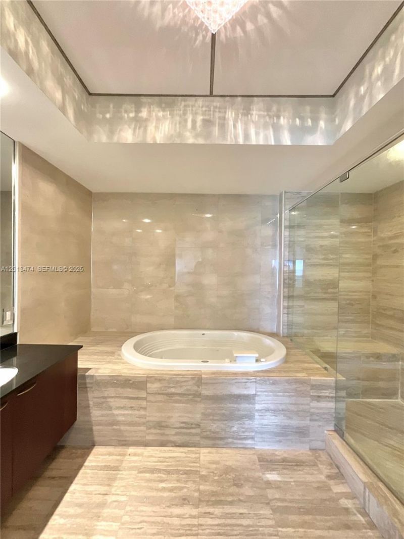 16001 Collins Ave, Unit 703, Sunny Isles Beach, FL 33160 Photo