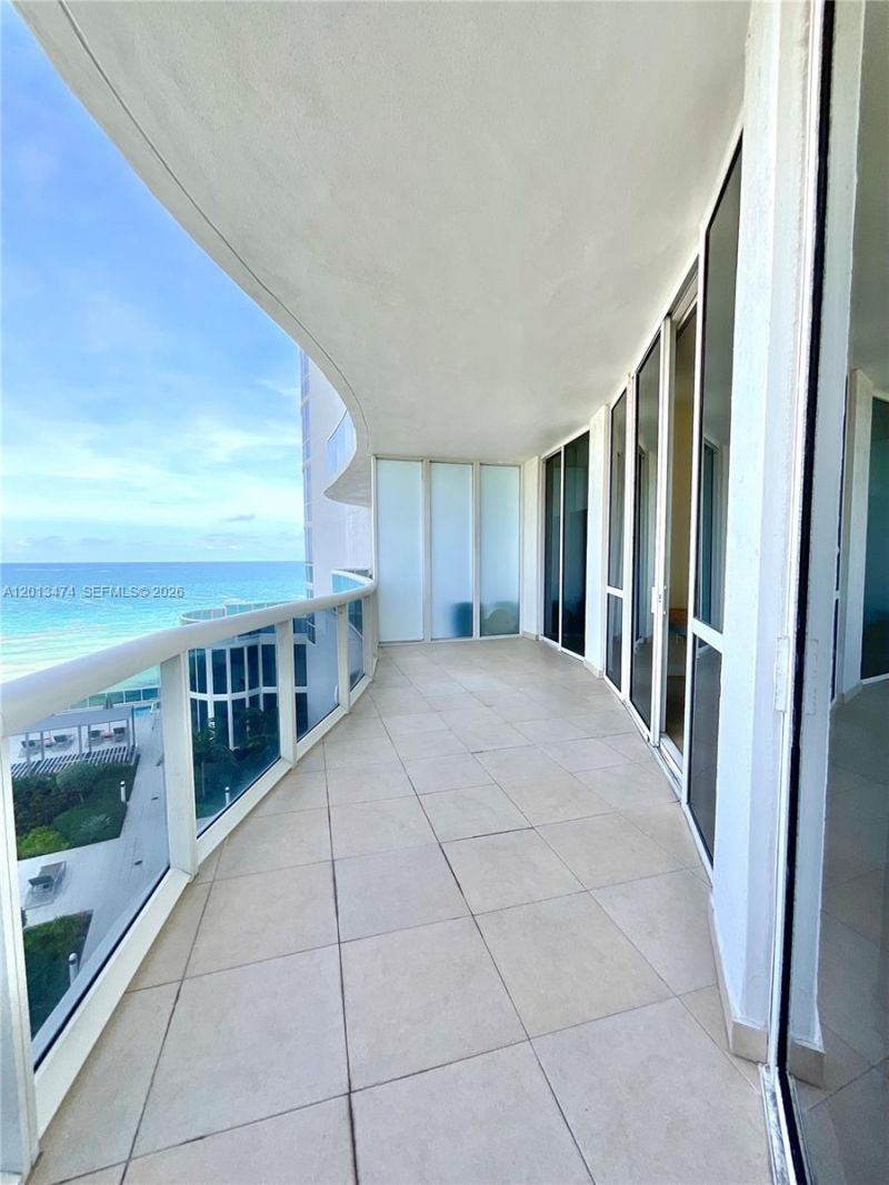 16001 Collins Ave, Unit 703, Sunny Isles Beach, FL 33160 Photo