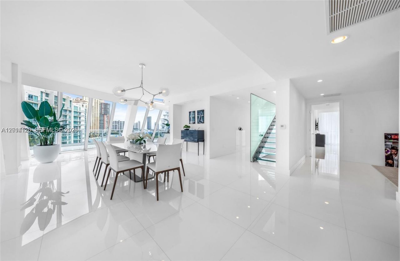 2950 NE 188th St, Unit 547, Aventura, FL 33180 Photo