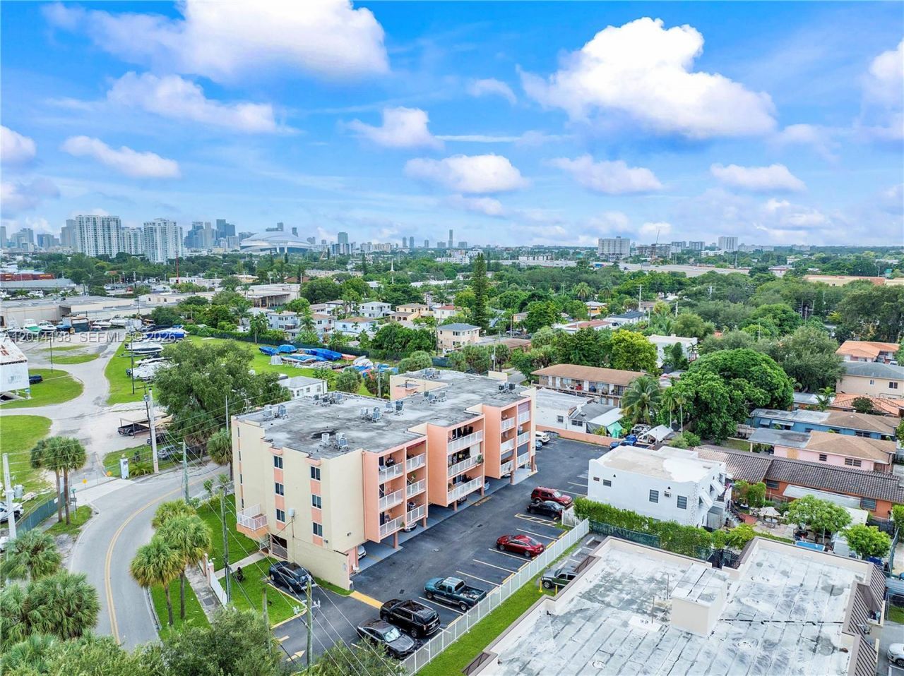 2400 NW 16th St Rd , Miami, FL 33125 Photo