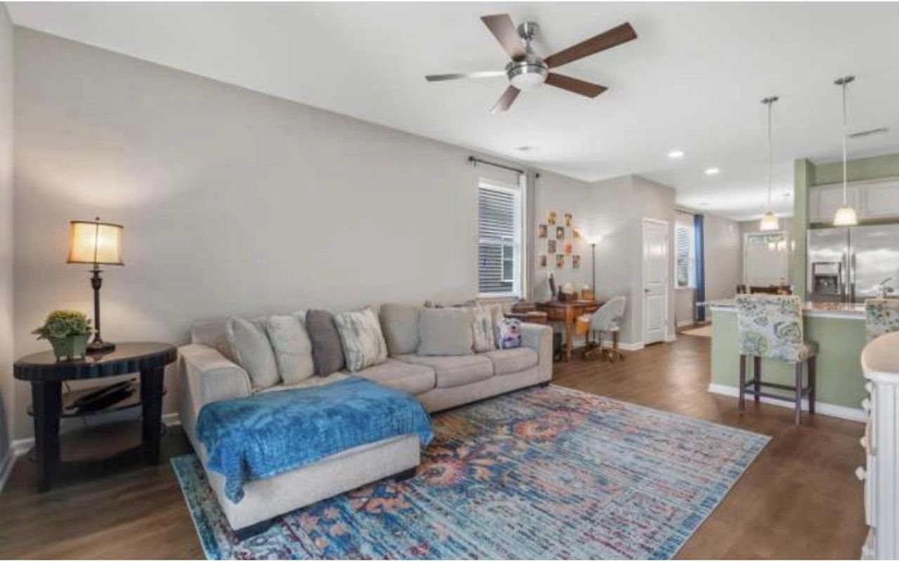 542 Hay Hill Ln. Photo 8