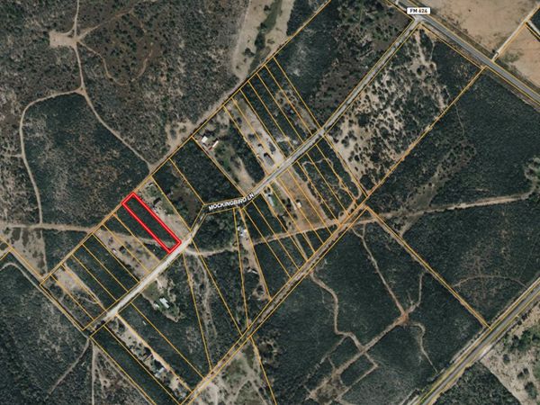 208 Mockingbird Lane, Orange Grove, TX 78372