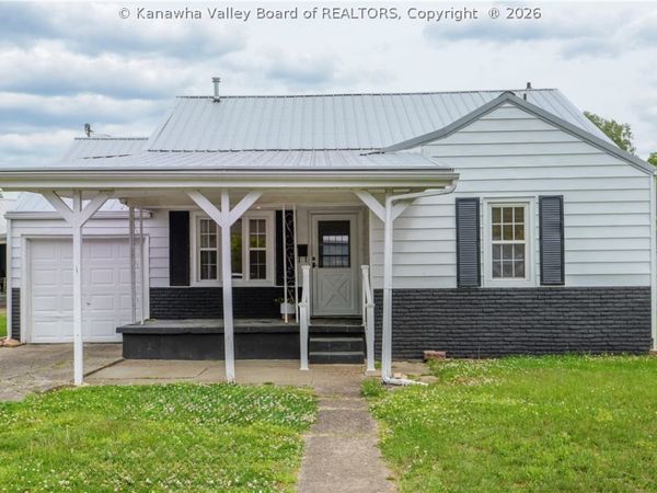 2039 Benedict Circle, St Albans, WV 25177