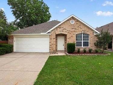 4520 Hickory Meadows Lane, Fort Worth, TX 76244