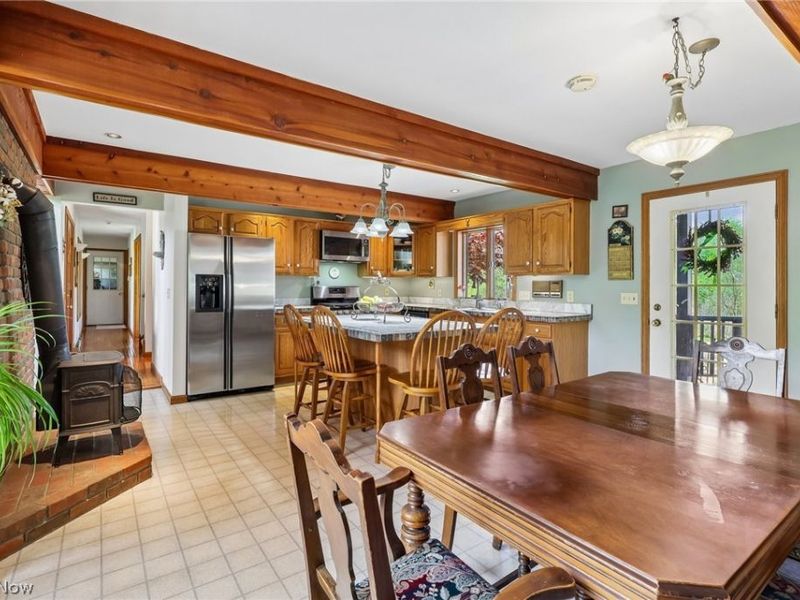 19829 Marks Road , Strongsville, OH 44149 Photo 8