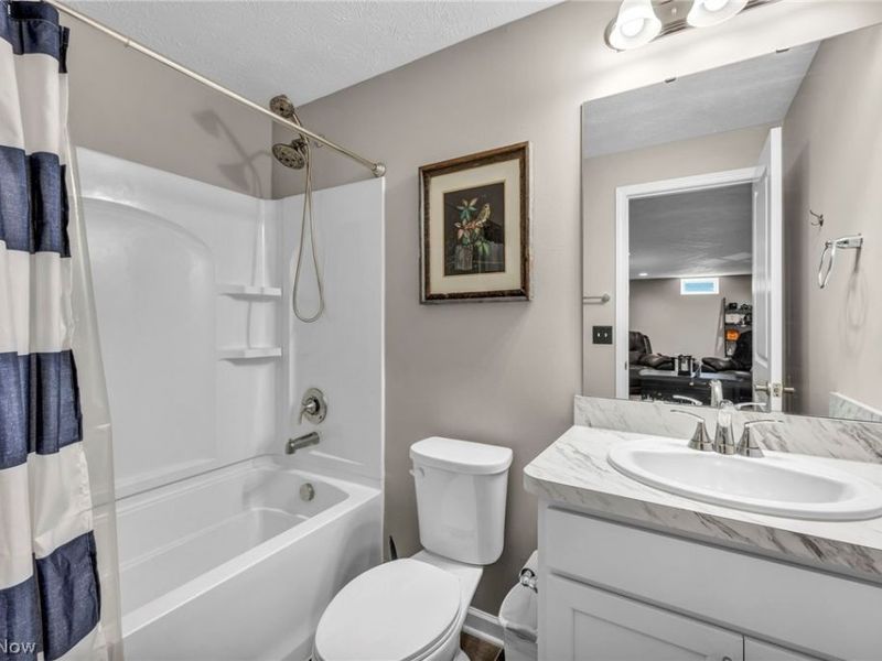 2488 Carlene Avenue SW, Massillon, OH 44647 Photo 38