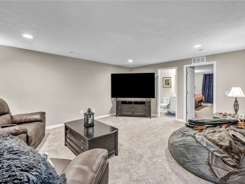 2488 Carlene Avenue SW, Massillon, OH 44647 Photo 48