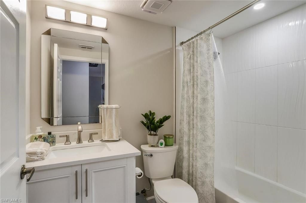 20281 Estero Gardens Cir , Unit 204, Estero, FL 33928 Photo