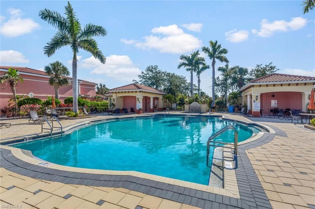 20281 Estero Gardens Cir , Unit 204, Estero, FL 33928 Photo