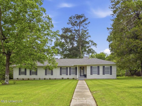 224 Mount Salus Road, Clinton, MS 39056