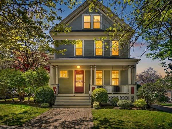 84 Lincoln St, Melrose, MA 02176