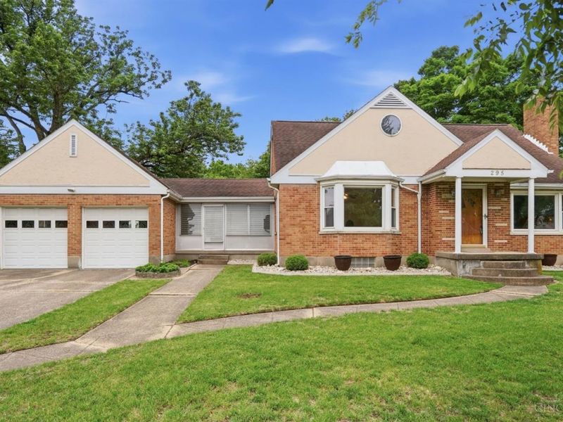 295 Campbell Drive, Hamilton, OH 45011 Photo 2