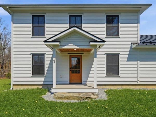 45 Hall Road, Lincoln, VT 05433