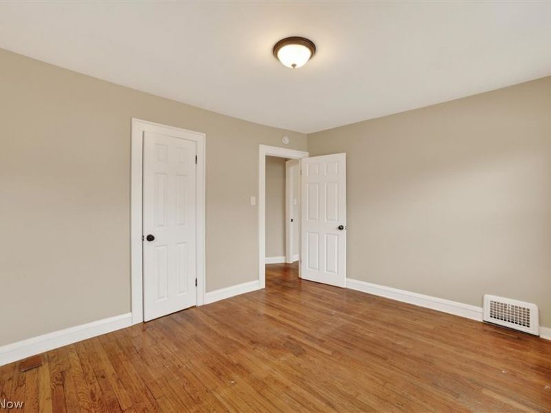 4874 E 95th Street, Garfield Heights, OH 44125 Photo 17
