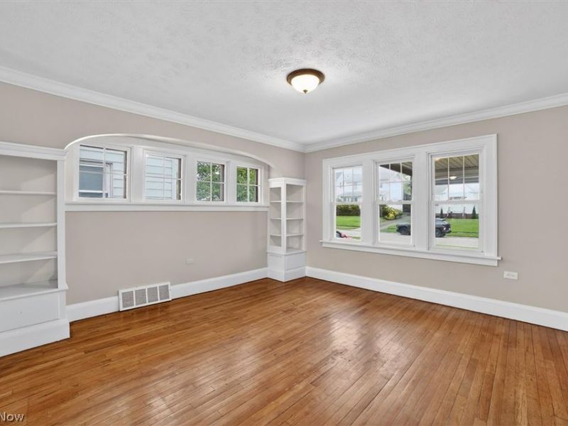4874 E 95th Street, Garfield Heights, OH 44125 Photo 6