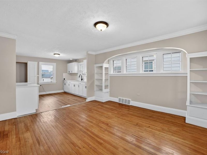 4874 E 95th Street, Garfield Heights, OH 44125 Photo 7