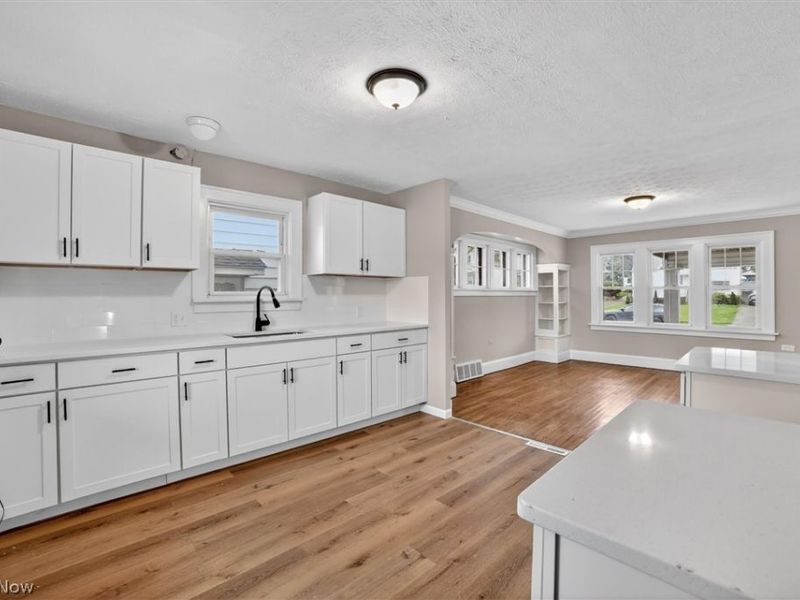 4874 E 95th Street, Garfield Heights, OH 44125 Photo 9