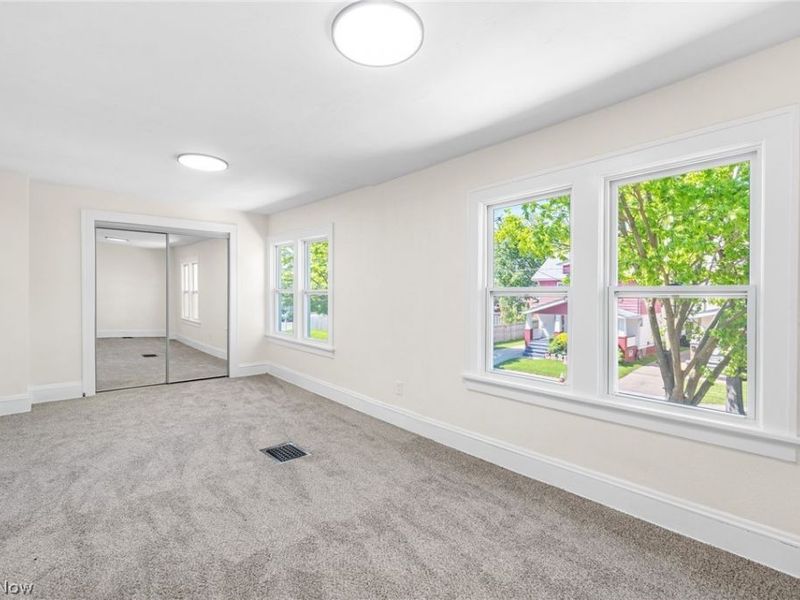 10421 Linnet Avenue , Cleveland, OH 44111 Photo 16