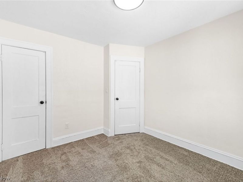 10421 Linnet Avenue , Cleveland, OH 44111 Photo 22
