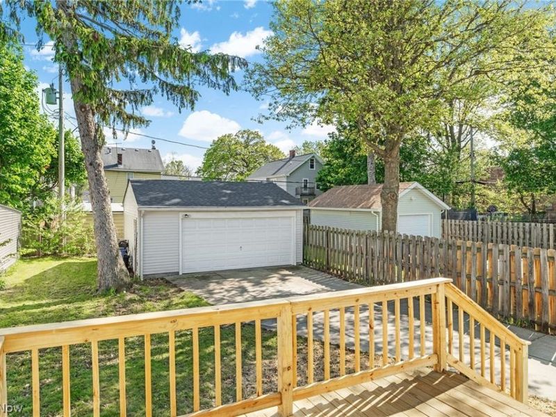 10421 Linnet Avenue , Cleveland, OH 44111 Photo 28
