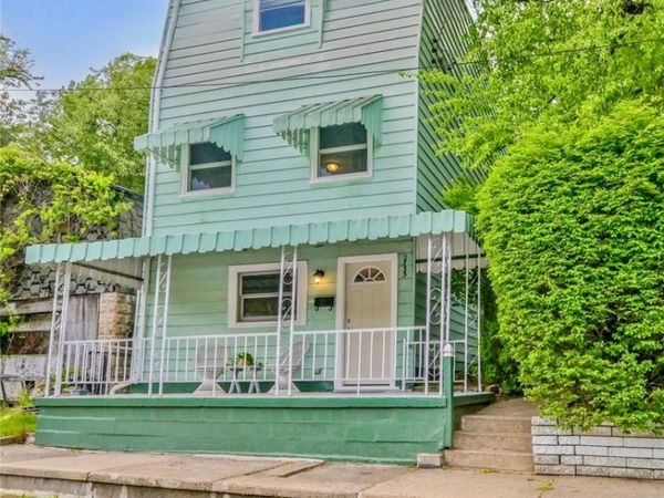 2733 Patterson St, Pittsburgh, PA 15203