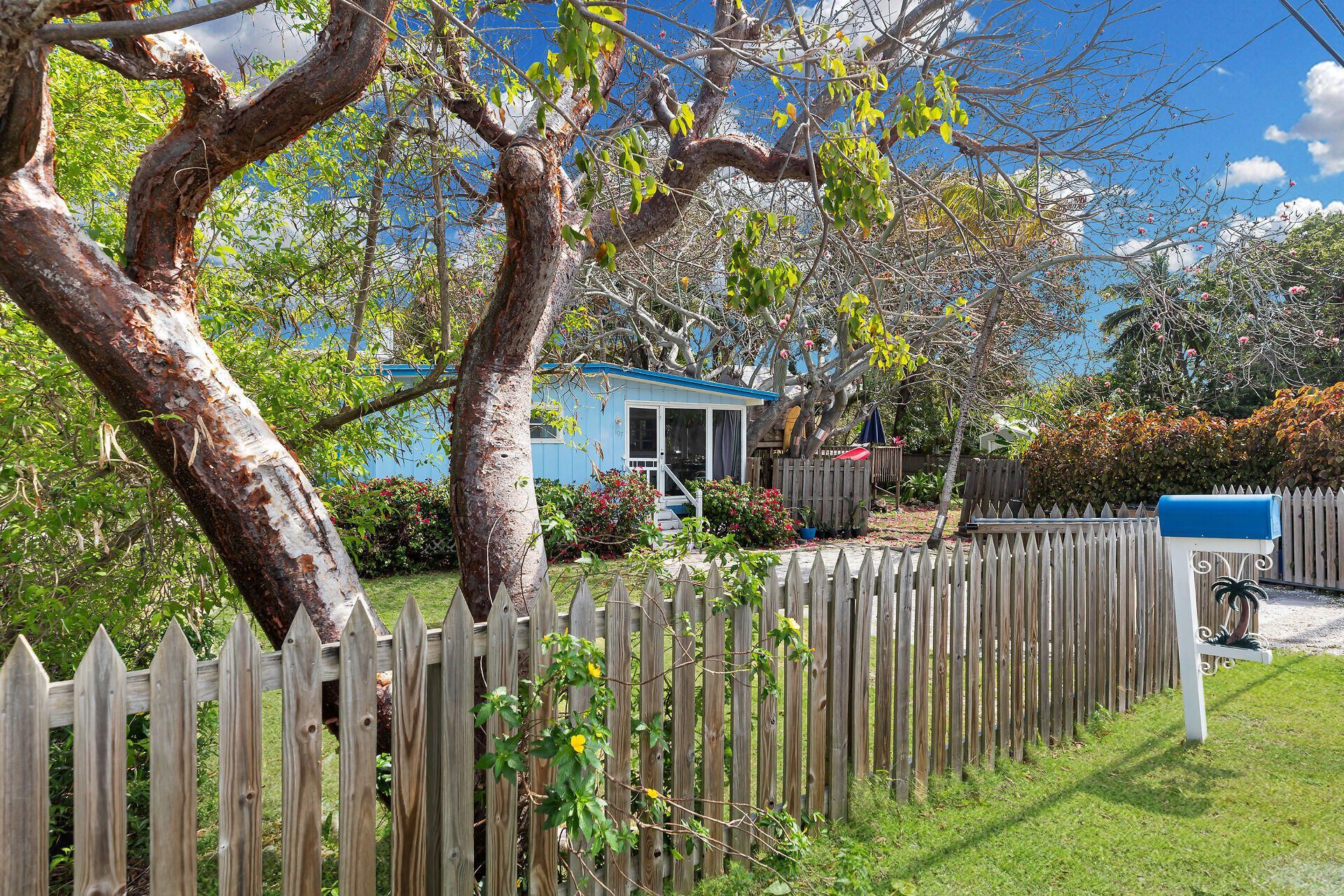 107 Tavern Drive, Tavernier, FL 33070 Photo